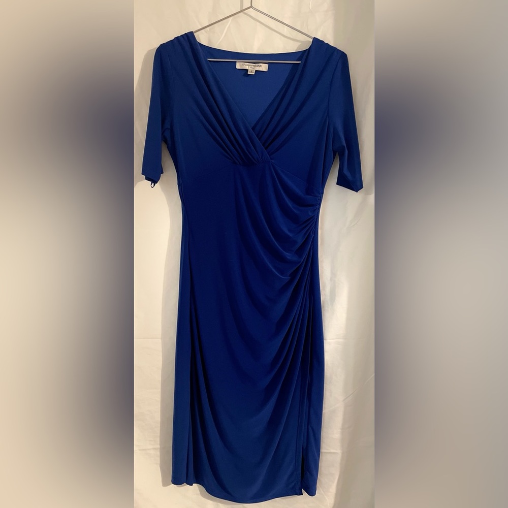 EUC royal blue Evan Picone midi dress, flattering side ruching. Women’s sz 6
